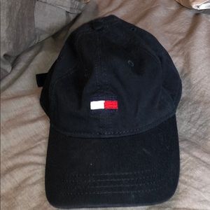Tommy Hilfiger baseball cap